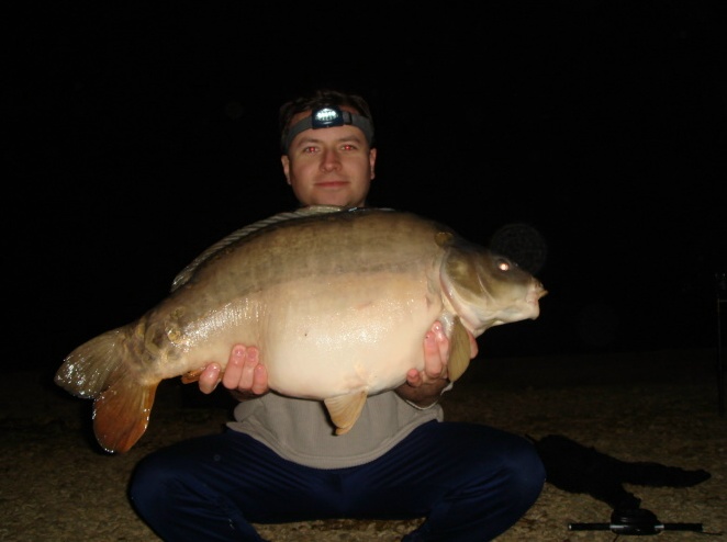 Best time to use pop-ups or bottom baits carp fishing