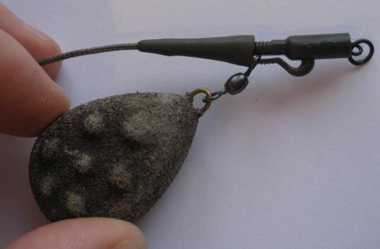 Using lead safety clips for fixed Carp Fishing rigs methods and