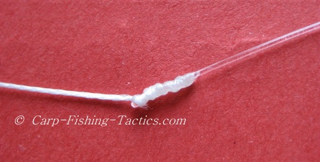 Image of stiff monofilament line and braid knot